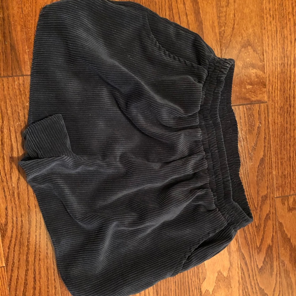 Velvet shorts